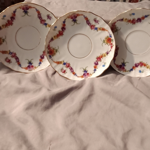 Exquisite Vintage 1938 Epiag Bone China Czechoslovakia  set of 3 Saucers - Picture 6 of 8